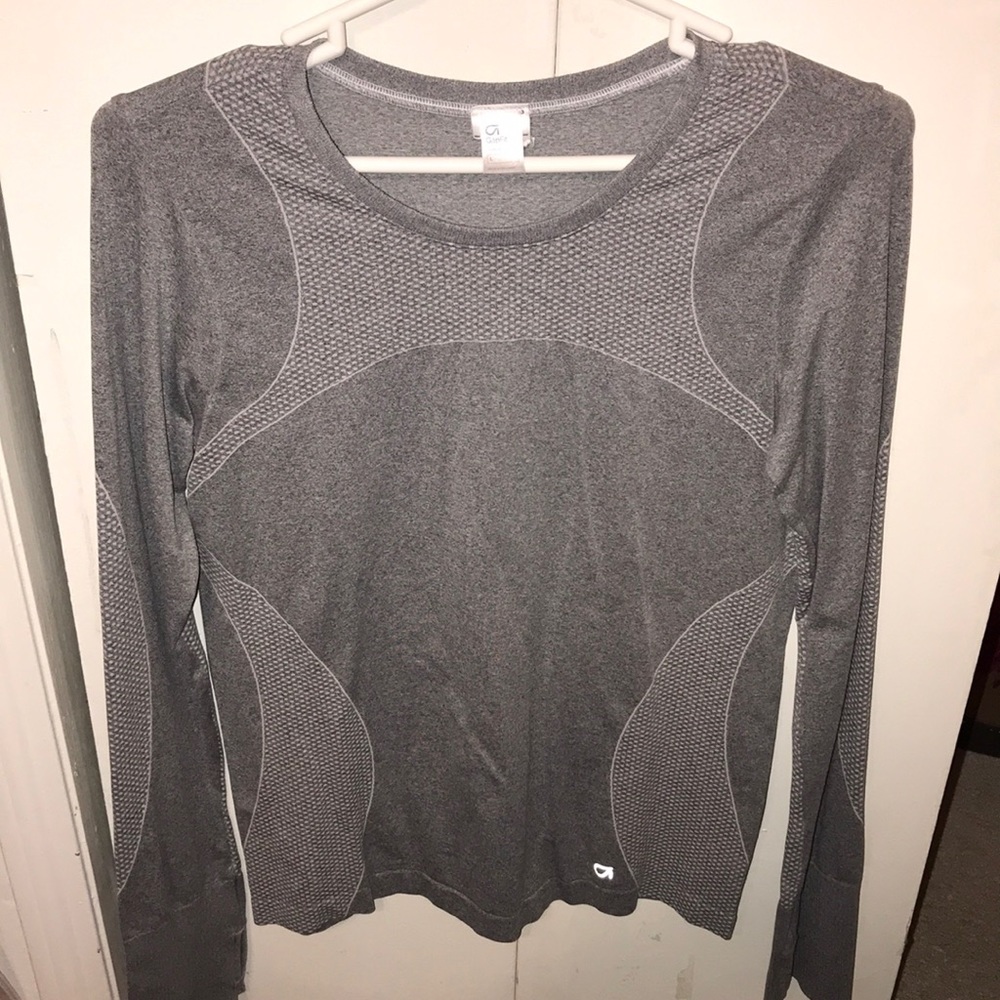 offers? GAP WORKOUT LONG-SLEEVE